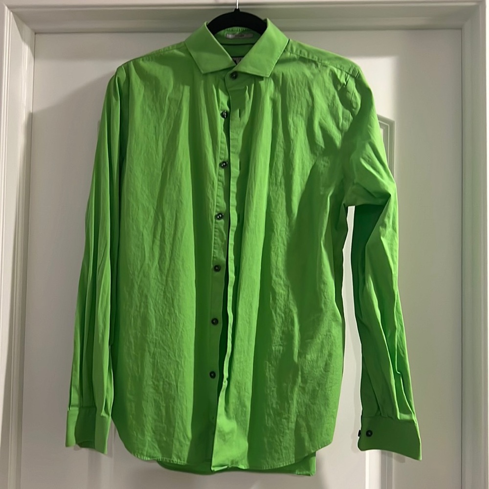 men’s dress shirt
